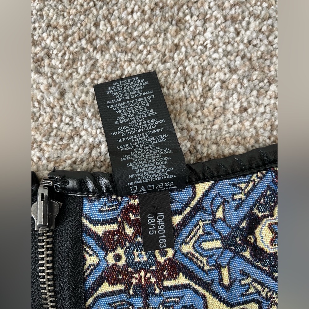 Express Jaquard Mini Skirt Faux Leather Trim - Picture 4 of 4